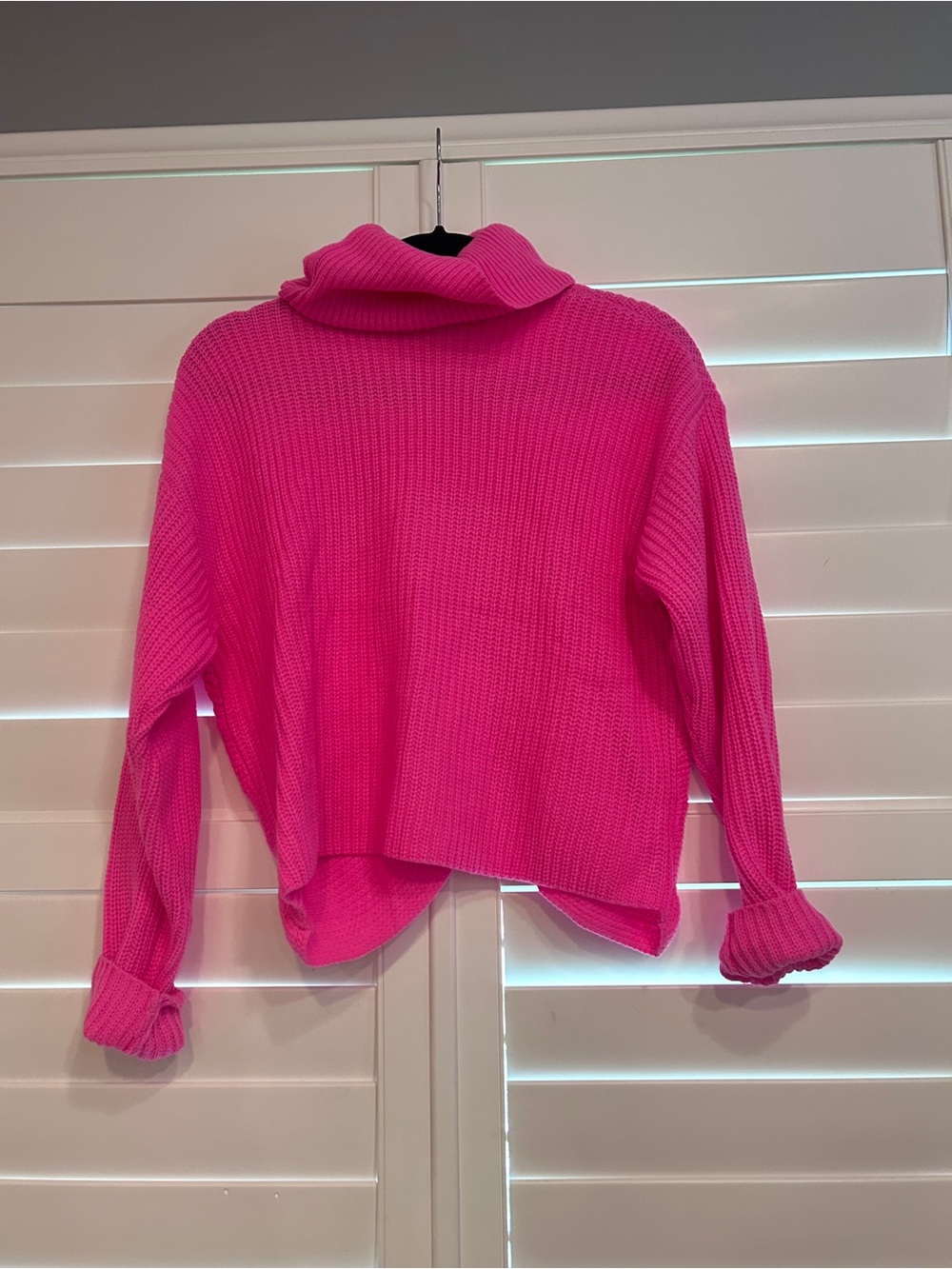 Turtleneck Cross Back Ribbed Cropped Sweater Hot Pink Size Small
